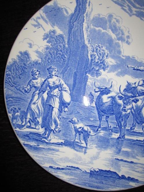 Wandbord Boch la Louviere, sierlijke blauwe afbeelding 29cm, Antiek en Kunst, Antiek | Wandborden en Tegels, Ophalen of Verzenden