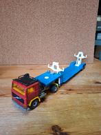 Siku Volvo met oplegger, Hobby en Vrije tijd, Modelauto's | 1:50, Ophalen of Verzenden, Gebruikt, Bus of Vrachtwagen, SIKU