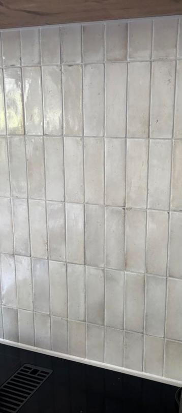 Tegeltjes beschikbaar voor biedingen