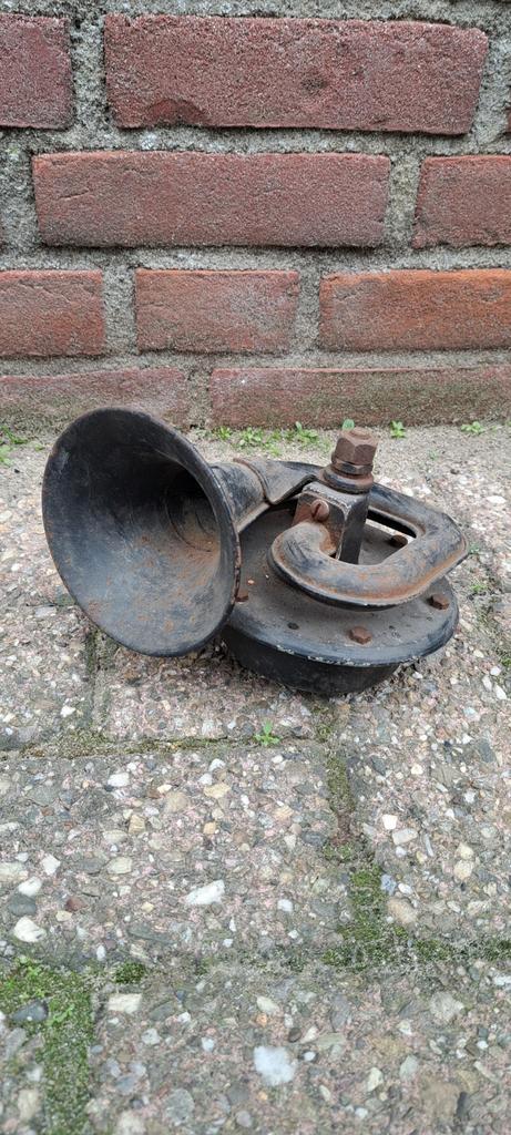 Oude Luchthoorn - Vintage Auto Accessoire, Auto-onderdelen, Elektronica en Kabels, Oldtimer onderdelen, Universele onderdelen