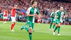 OP ZOEK - Ueda groen / wit shirt, Tickets en Kaartjes, Seizoenskaart, Eén persoon