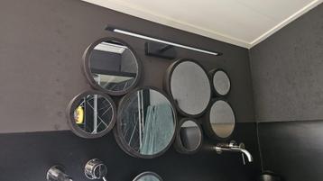 Spiegel beschikbaar voor biedingen