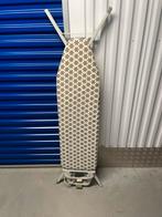 Strijkplank met snoer, Witgoed en Apparatuur, Strijkijzers en Strijkplanken, Ophalen, Gebruikt, Strijkijzer met snoer