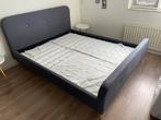 JYSK Kongsberg bedframe 160x200, Huis en Inrichting, Slaapkamer | Bedden, Ophalen, Klassiek, Tweepersoons, Zo goed als nieuw