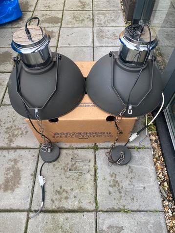 Hanglampen. Niet gebruikt  beschikbaar voor biedingen