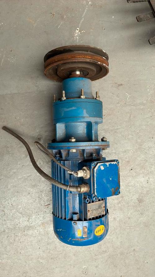 Elektromotor met vertraging, Doe-het-zelf en Verbouw, Motoren, Gebruikt, Elektromotor, 1400 tot 1800 rpm, Ophalen