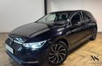 Volkswagen Golf 1.5 eTSI Style CAM SFEER MEMORY', Zwart, 4 cilinders, Alcantara, Zwart