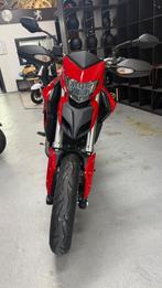 Ducati hypermotard 821 bj2015 BTW-motor!!, Motoren, Motoren | Ducati, 2 cilinders, Motorrijbewijs A, Bedrijf, Meer dan 35 kW