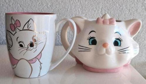 Twee Bekers Aristokatten Marie, Huis en Inrichting, Keuken | Servies, Kop(pen) en/of Schotel(s), Overige stijlen, Ophalen of Verzenden