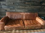 Cognac leren bank + gratis poef, Huis en Inrichting, Ophalen, Gebruikt, Vintage, Driepersoons