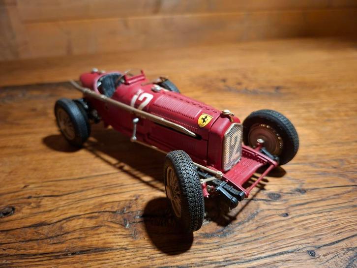 Revival Alfa Romeo 1/20, Hobby en Vrije tijd, Modelbouw | Auto's en Voertuigen, Auto, Groter dan 1:32, Overige merken, Ophalen