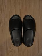 Yeezy slides zwart, Slippers, Zwart, Nieuw, Ophalen of Verzenden