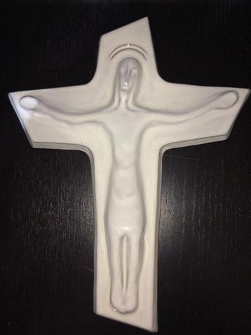 Keramische Kruis | Crucifix | 22 cm x 28 cm | Bree Ceramiek beschikbaar voor biedingen