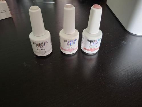 loveness brush on fiber + topcoats, Sieraden, Tassen en Uiterlijk, Uiterlijk | Cosmetica en Make-up, Gebruikt, Handen en Nagels
