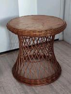Retro mid century vintage rotan / rieten bijzettafel 44 cm, Ophalen, Minder dan 45 cm, Minder dan 55 cm, Gebruikt