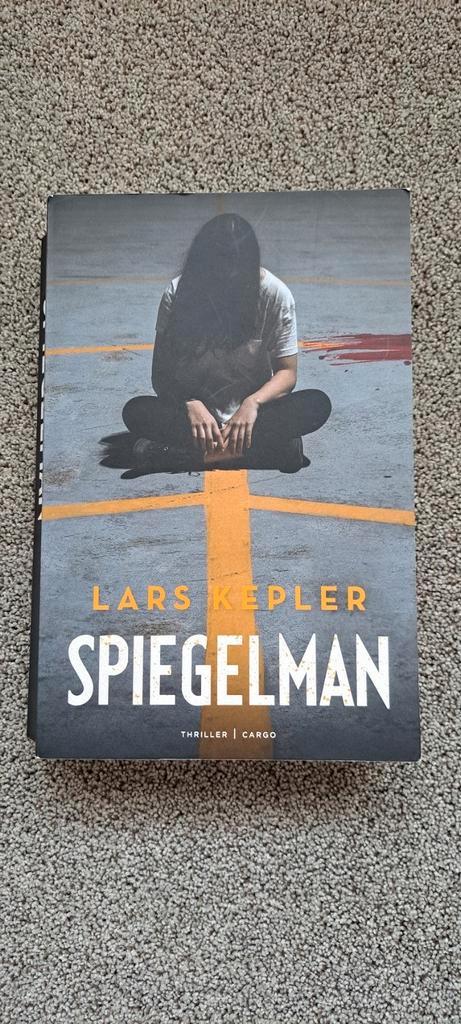 Lars Kepler - Spiegelman, Boeken, Thrillers, Zo goed als nieuw, Scandinavië, Ophalen of Verzenden