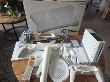 Nintendo Wii Compleet Pakket met Games & Accessoires beschikbaar voor biedingen