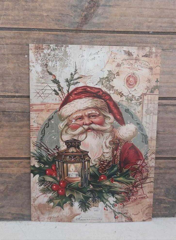 Vintage look kerst-kaart kerstman met lantaarn & kerststukje, Verzamelen, Ansichtkaarten | Themakaarten, Ongelopen, 1980 tot heden