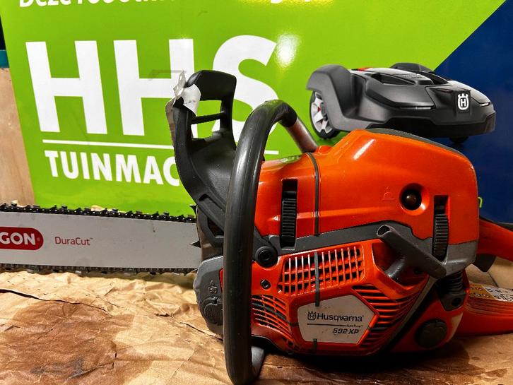 Husqvarna 592xpg heel weinig draaiuren vanaf 5 tot 200, Tuin en Terras, Hand-tuingereedschap, Zo goed als nieuw, Ophalen
