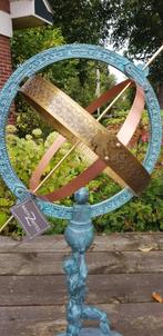 bronzen zonnewijzer / man met zonnewijzer / nieuw, Tuin en Terras, Zonnewijzers, Ophalen of Verzenden, Huis en tuin decoratie Marie