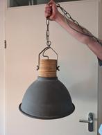 Industriële hanglampen 2x, Huis en Inrichting, Lampen | Hanglampen, Ophalen, Zo goed als nieuw, Hout, Minder dan 50 cm