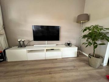 Ikea Besta tv kast wit, 2stuks van 1.20 meter