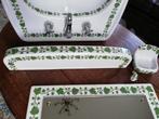 Prachtige Franse wastafel set groene klimop decor randen, Antiek en Kunst, Ophalen