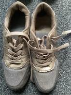 Pakket schoenen dames, Ophalen