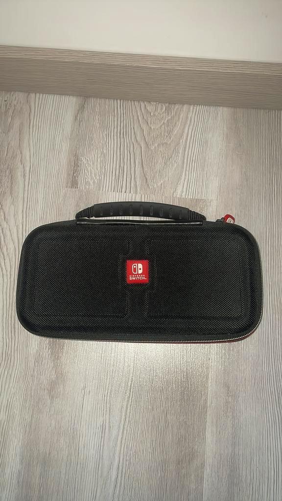 Nintendo tasje, Spelcomputers en Games, Spelcomputers | Nintendo Switch, Zo goed als nieuw, Switch Original, Zonder controller