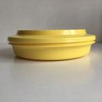 Tupperware trommel schaal bak - Serve N Seal - geel - 21 cm, Huis en Inrichting, Keuken | Tupperware, Ophalen of Verzenden, Geel