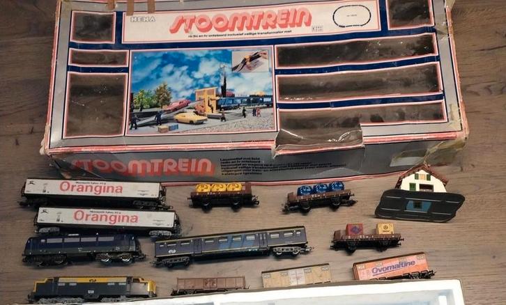 Vintage HEMA trein Set met veel extra's, Hobby en Vrije tijd, Modeltreinen | H0, Gebruikt, Treinset, Gelijkstroom, Overige merken