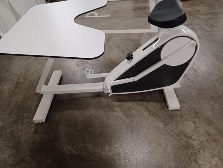 bureaufiets Oxidesk bureau fiets buro fiets met werkblad, Sport en Fitness, Fitnessapparatuur, Gebruikt, Hometrainer, Benen, Buik