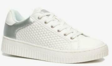 BLUE BOX sneakers wit maat 42 - nieuw - beschikbaar voor biedingen