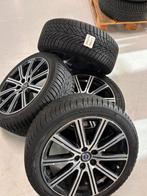 Volvo winterbanden met velg 235/45 R18, Auto-onderdelen, Banden en Velgen, 18 inch, Banden en Velgen, 235 mm, Winterbanden