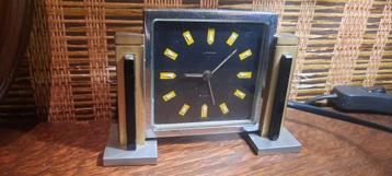 Retro heren horloges, baby Ben klokje, retro klokje en 2 zak beschikbaar voor biedingen