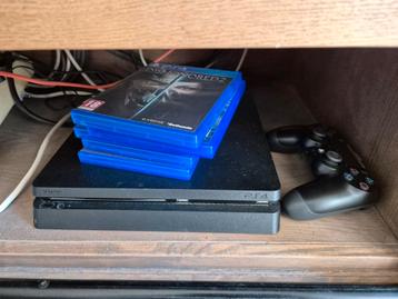 Playstation 4 Slim , SSD 500GB,  Controller + games beschikbaar voor biedingen