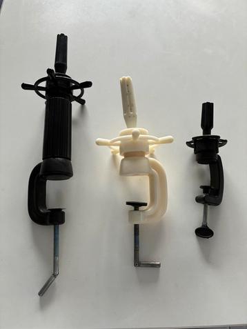 Statief voor oefenhoofd beschikbaar voor biedingen