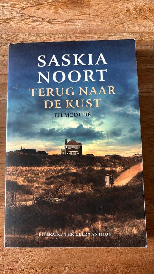 Saskia Noort - Terug naar de kust, Boeken, Thrillers, Zo goed als nieuw, Nederland, Ophalen of Verzenden