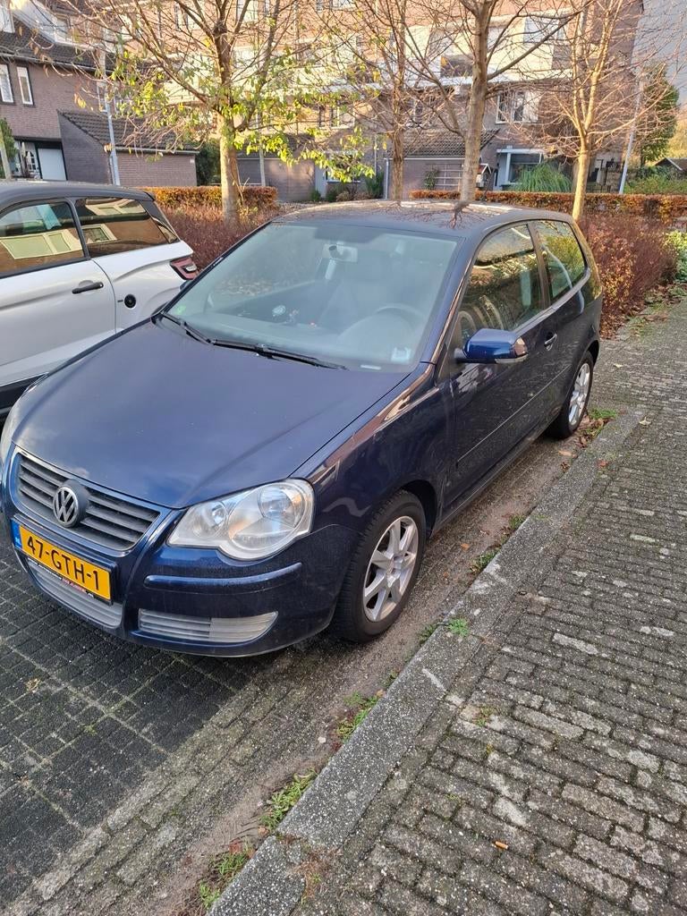 Volkswagen Polo 1.4 16V 59KW 2008 Blauw APK tot november 202, Voorwielaandrijving, Stof, 40 €/maand, 4 cilinders