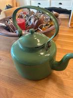 Vintage groene theepot, Ophalen