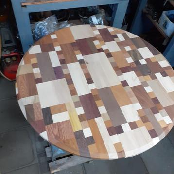 nieuw rond tafelblad 1 meter doorsnede beschikbaar voor biedingen