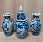 Set Arita vazen - kaststel - ca 1900 Japan, Ophalen of Verzenden