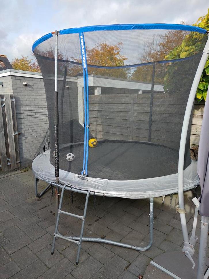 Trampoline - Goede staat, gebruikerssporen 2m , krat bier., Kinderen en Baby's, Speelgoed | Buiten | Trampolines, Gebruikt, Ophalen