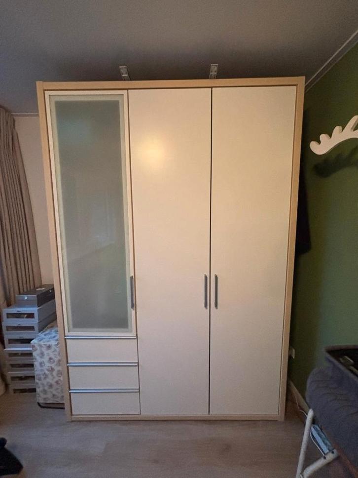 Prachtige, stevige kledingkast (hang, leg en lades), Huis en Inrichting, Kasten | Kledingkasten, Zo goed als nieuw, 200 cm of meer