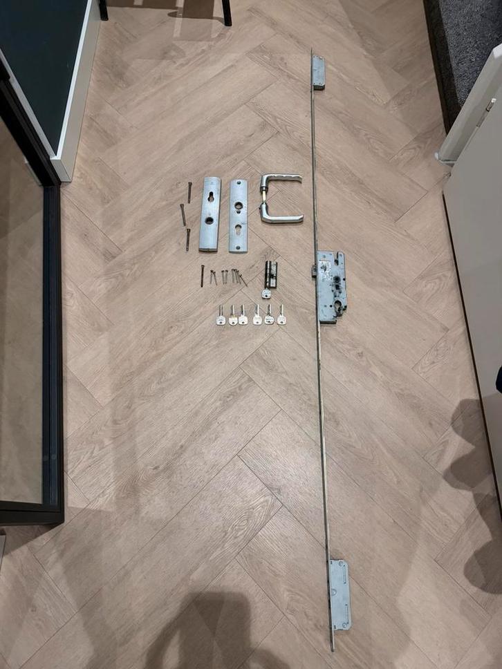 Meerpuntssluiting cilinderbediend 170cm, Doe-het-zelf en Verbouw, Hang- en Sluitwerk, Gebruikt, Slot, Rvs, Ophalen