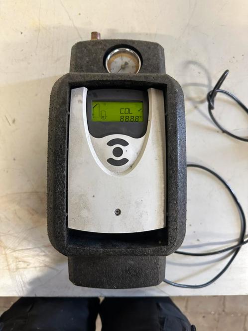 Pompset voor zonneboiler / met pomp, regelunit en manometer, Doe-het-zelf en Verbouw, Geisers en Boilers, Geiser, Minder dan 20 liter