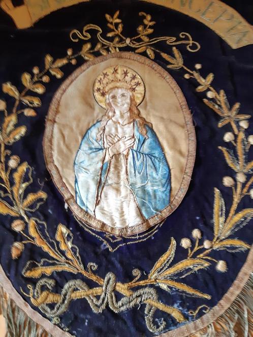 Antiek processievaandel, Antiek en Kunst, Antiek | Religie, Ophalen of Verzenden