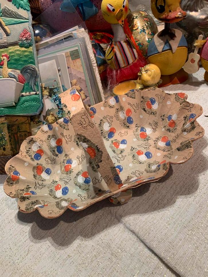 Zeer Oude Pasen Dresdner Pappe Schaal, Diversen, Pasen, Gebruikt, Ophalen of Verzenden