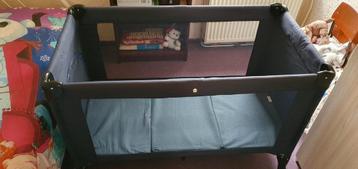 Prenatal kampeerbed met matras 125x65 cm, blauw, hoofdeind u beschikbaar voor biedingen