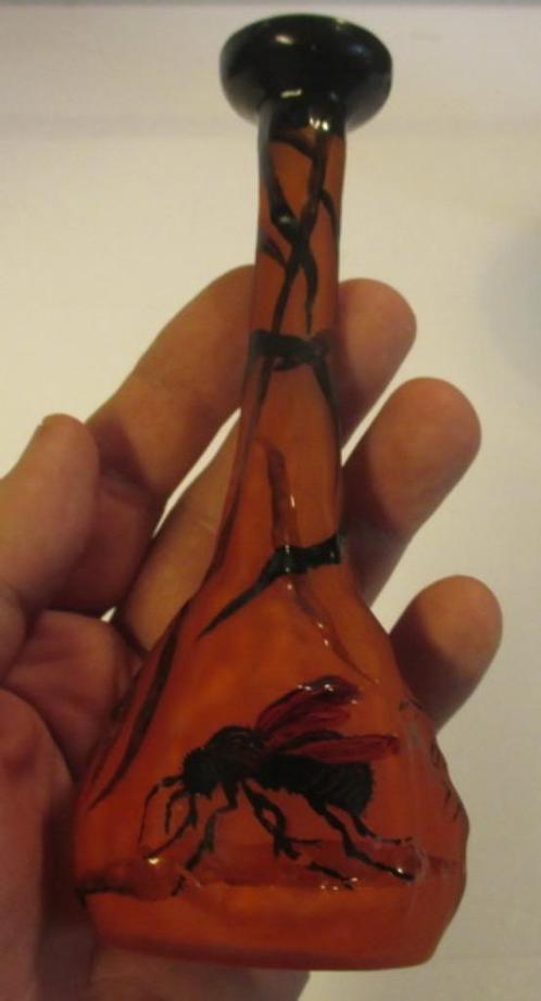 art nouveau glas vaasje geemailleerd met vlieg de Kinner, Antiek en Kunst, Antiek | Glas en Kristal, Verzenden